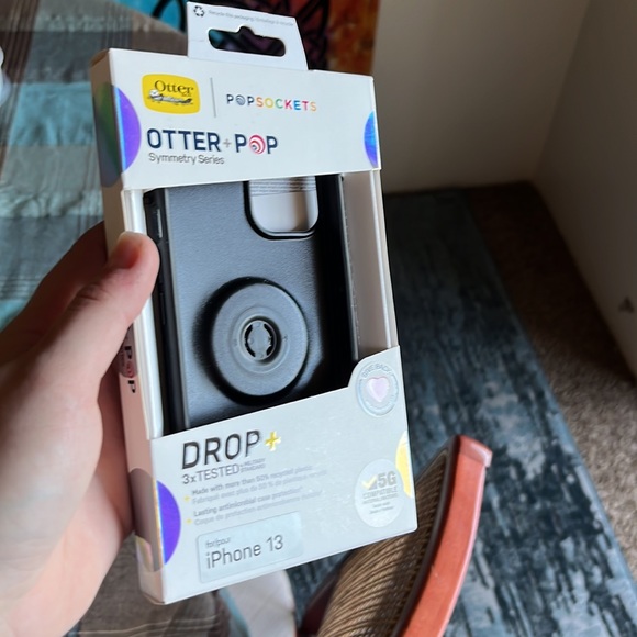 (New) Ottorbox with Popsocket - Symmetry Series (iPhone 13) - Picture 3 of 3